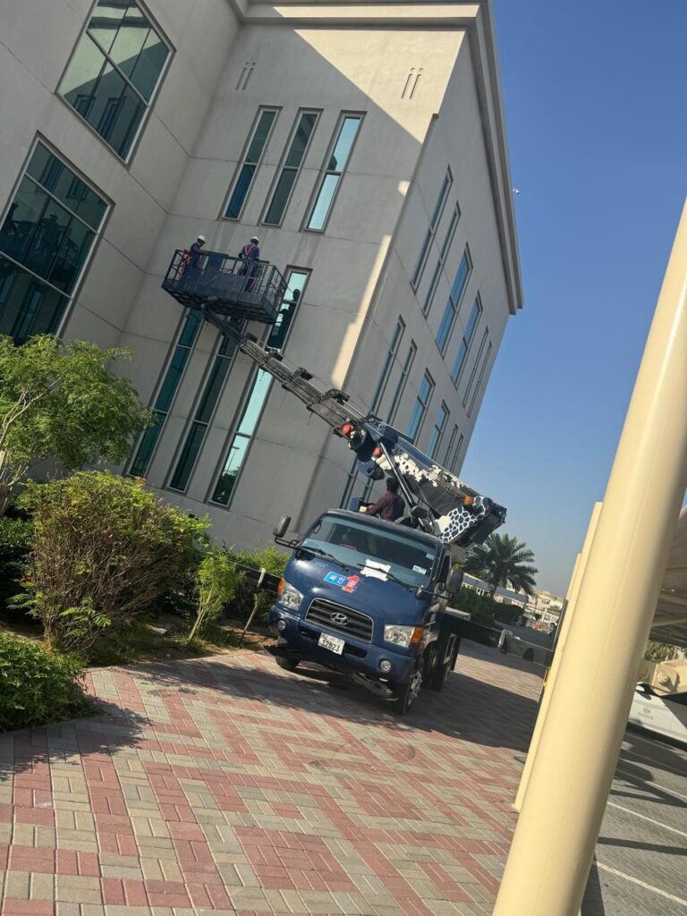 boom lift rental for construction project Dubai