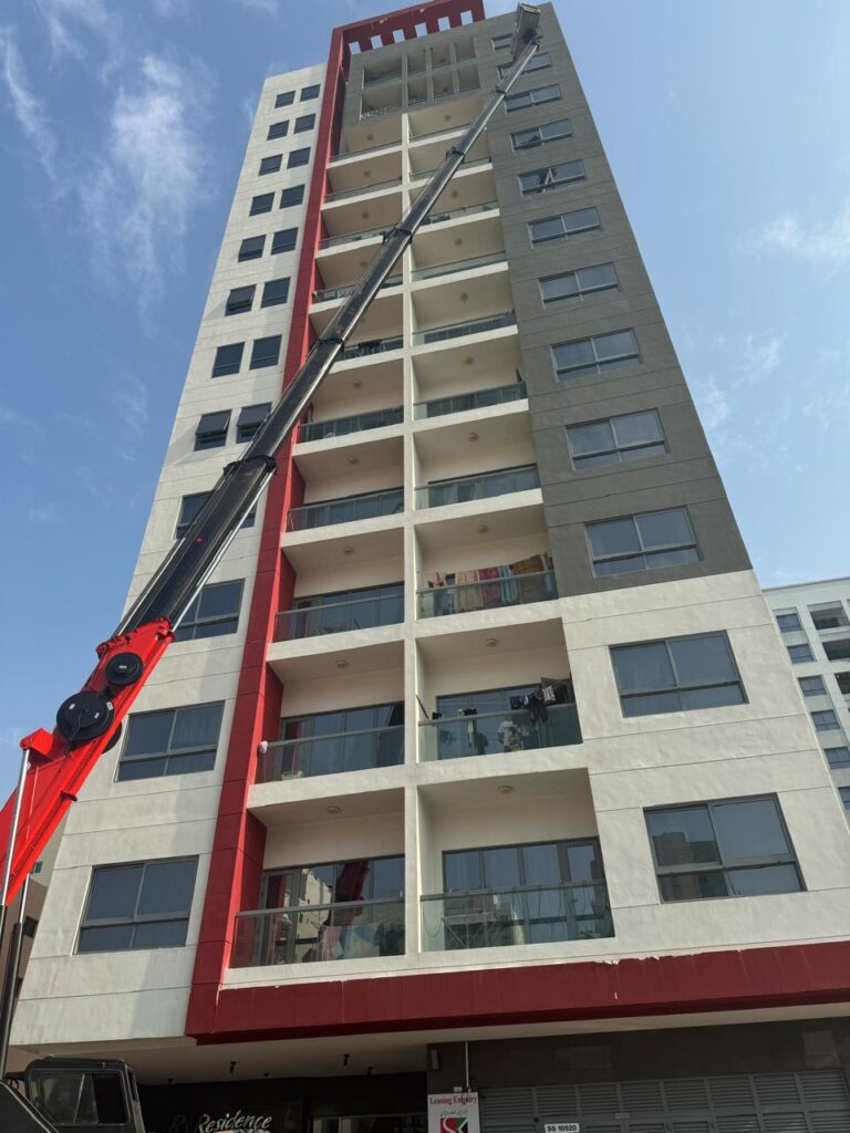 mobile boom lift truck Dubai