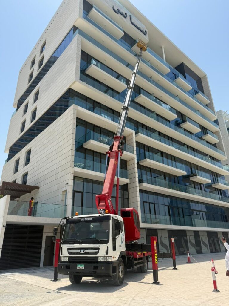 truck mounted boom lift hire
